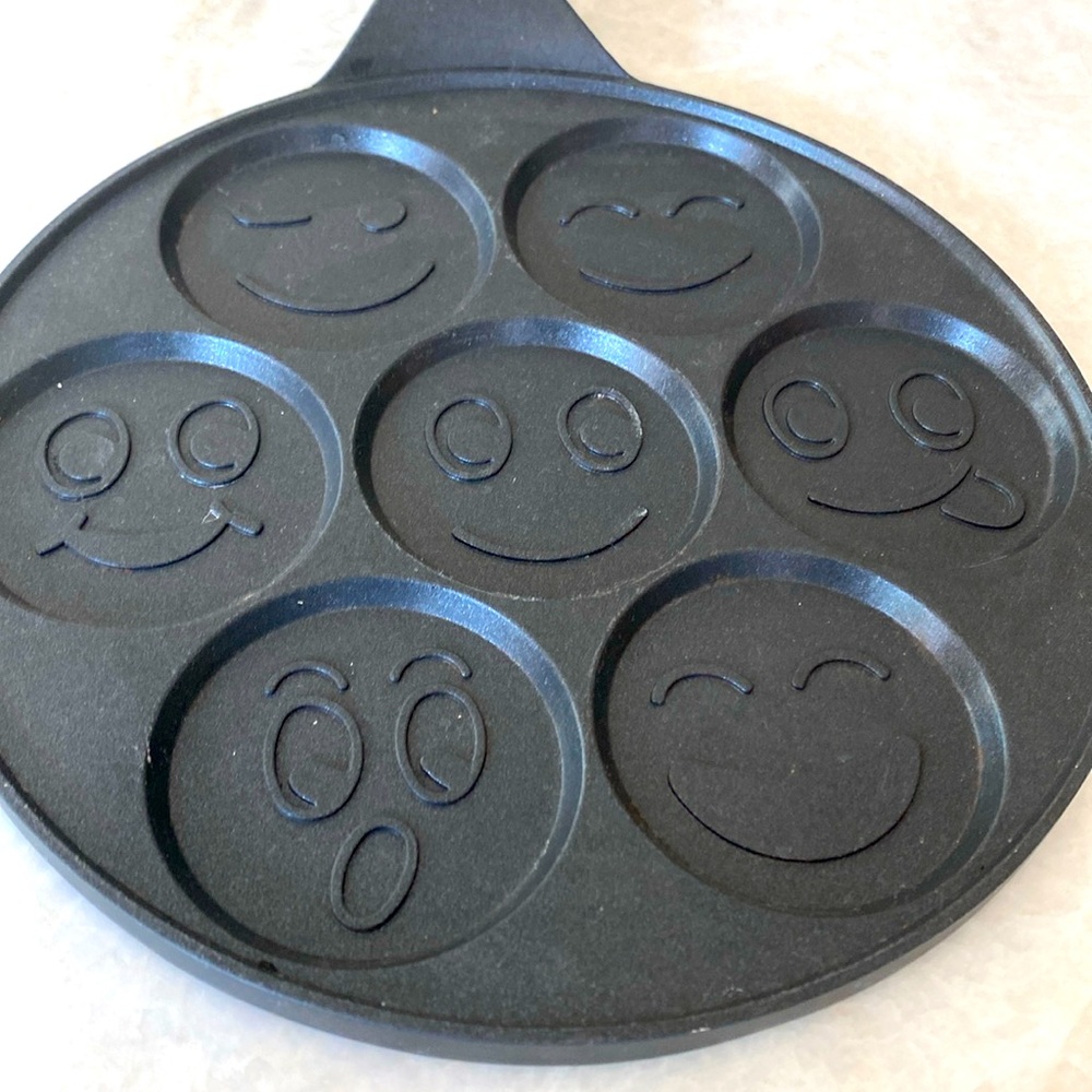 COPY - Ceramic Waffle/Pancake Pan